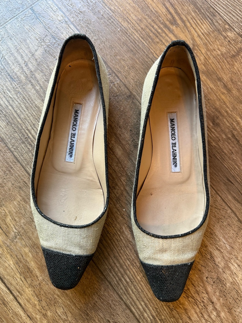 Manolo Blahnik Beige Linen Black Cap Toe Flats EU 35.5 US 5.5 Ballet Shoes